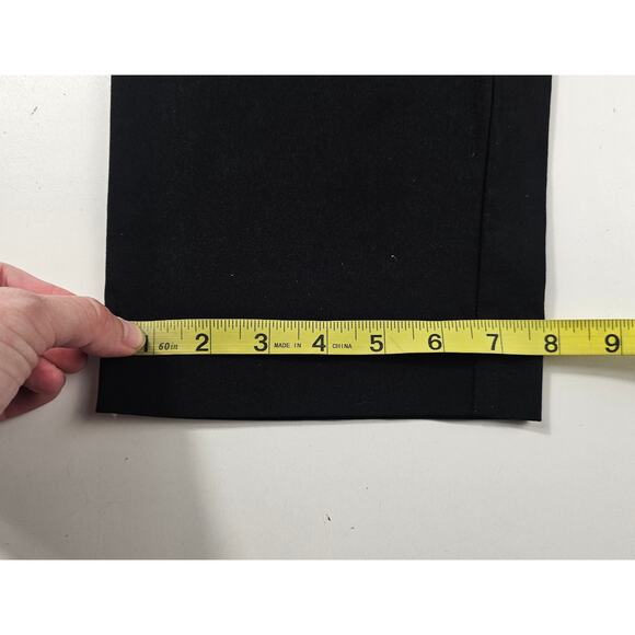 Chicos 0.5 (6) black cropped pull on pants stretch career casual comfort EUC - Picture 6 of 8